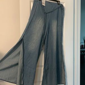 Free People wide leg with side splits - Sz 12